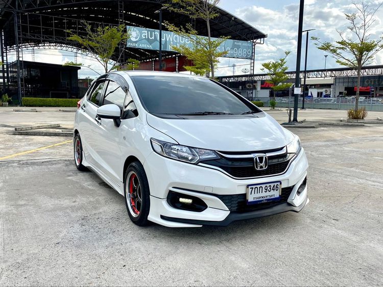 Honda Jazz 2018 1.5 V Sedan เบนซิน เกียร์อัตโนมัติ