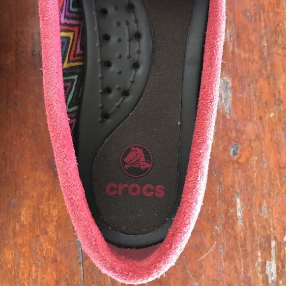 รองเท้าหนังกลับ Crocs  Women’s Loafers รูปที่ 1