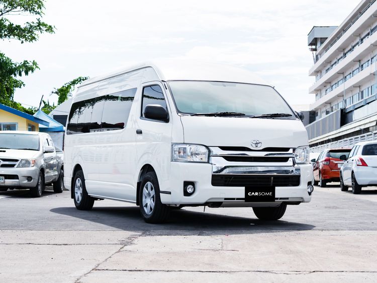 Toyota Commuter 2018 3.0 Van ดีเซล ไม่ติดแก๊ส เกียร์อัตโนมัติ ขาว
