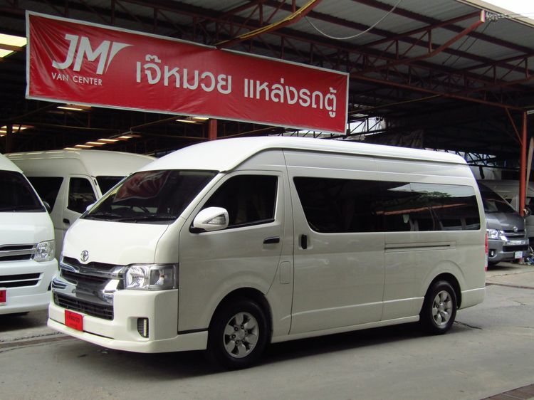 Toyota Commuter 2014 3.0 Van ดีเซล เกียร์ธรรมดา ขาว