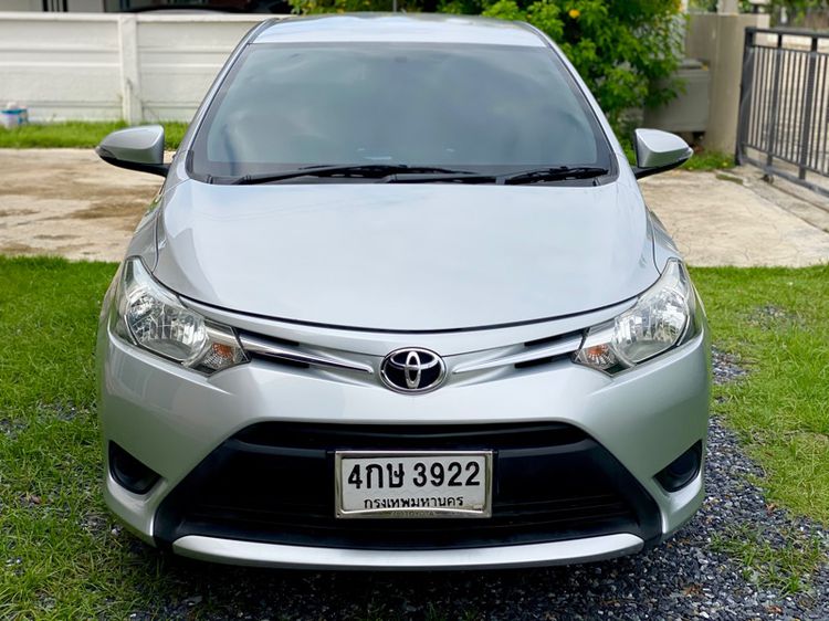 Toyota Vios 2016 1.5 E Sedan เบนซิน ไม่ติดแก๊ส เกียร์อัตโนมัติ บรอนซ์เงิน