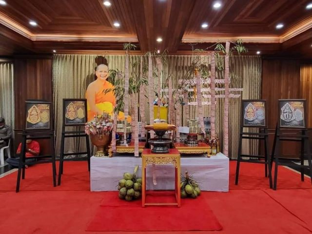 ท้าวเวสสุวรรณ รุ่นปลดหนี้ วัดแค เนื้อเงินลงยา รูปที่ 11