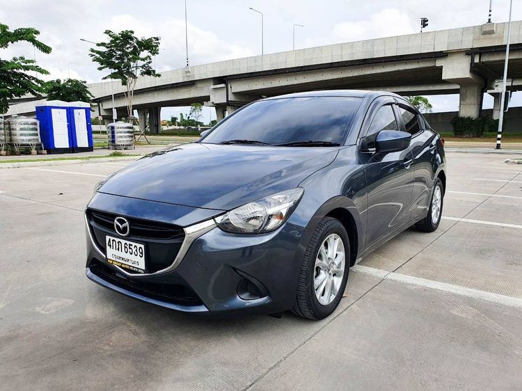 Mazda Mazda 2 2015 1.5 XD High Sedan ดีเซล ไม่ติดแก๊ส เกียร์อัตโนมัติ เทา