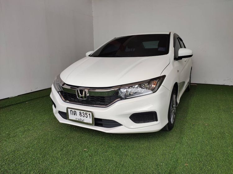 Honda City 2018 1.5 S i-VTEC Sedan เบนซิน ไม่ติดแก๊ส เกียร์อัตโนมัติ ขาว
