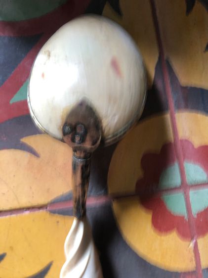 ทับพีเปลือกหอยจับทองเหลืองโบราณ รูปที่ 4