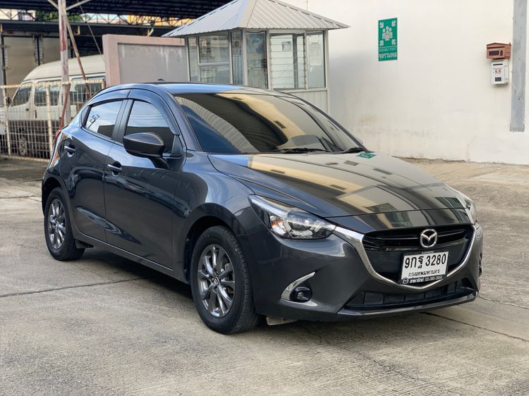 Mazda Mazda 2 2019 1.3 Skyactiv-G Sedan เบนซิน เกียร์อัตโนมัติ เทา