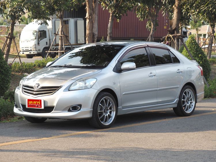 Toyota Vios 2013 1.5 E Sedan เบนซิน LPG เกียร์อัตโนมัติ บรอนซ์เงิน