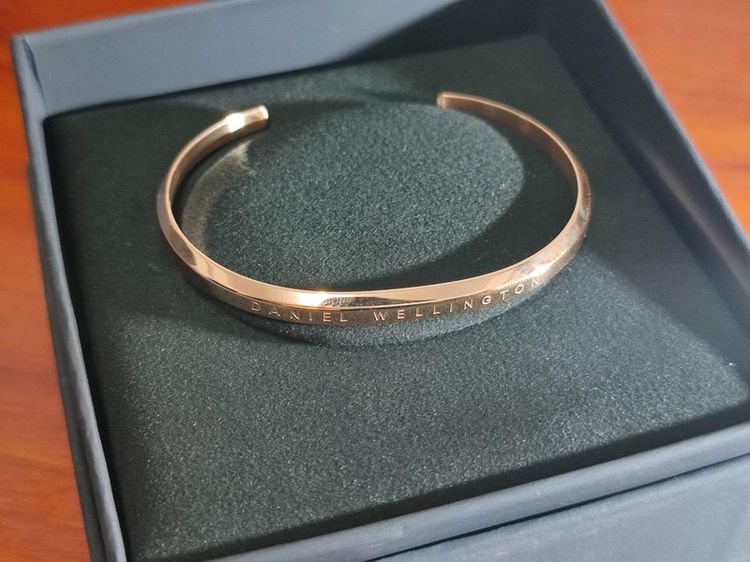 กำไล Daniel Wellington ของแท้ รูปที่ 12