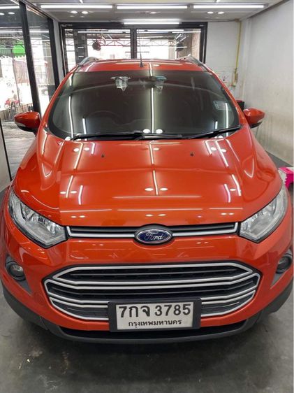 รถ Ford Ecosport 1.5 Trend สี ส้ม