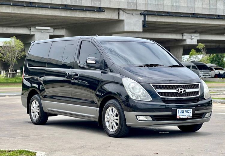 Hyundai H-1  2010 2.5 Deluxe Van ดีเซล ไม่ติดแก๊ส เกียร์อัตโนมัติ ดำ