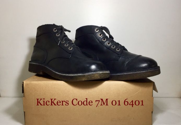 KicKers Boots 45EU(28.5cm) ของแท้ มือ 2, รองเท้าบู้ท KicKers หนังแท้หนานุ่มไร้ริ้วรอย พื้นเต็ม Genuine and Original สวยมากแต่มีตำหนิเล็กน้อย
