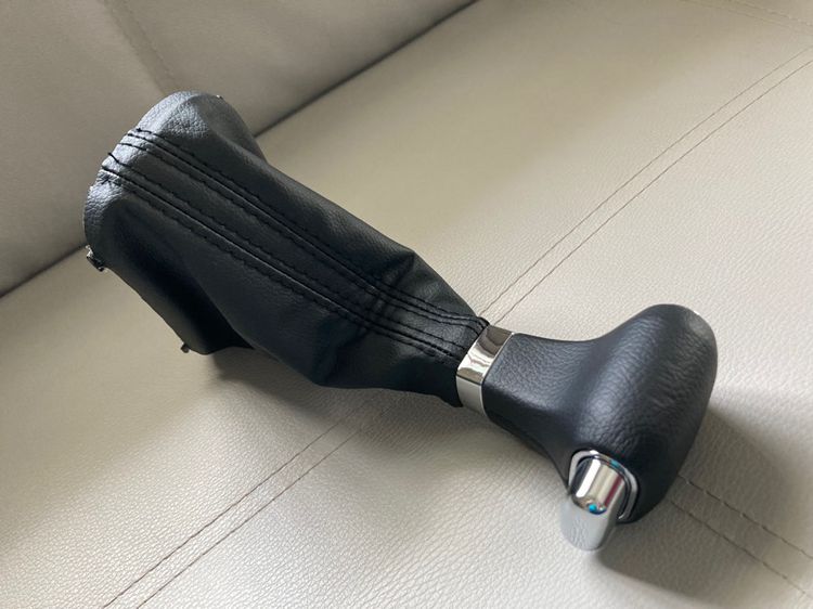 หัวเกียร์ เกียร์ออโต้ Volkswagen Caravelle T5 TDi V6 สวิตกระจก กุญแจสำรอง รูปที่ 4