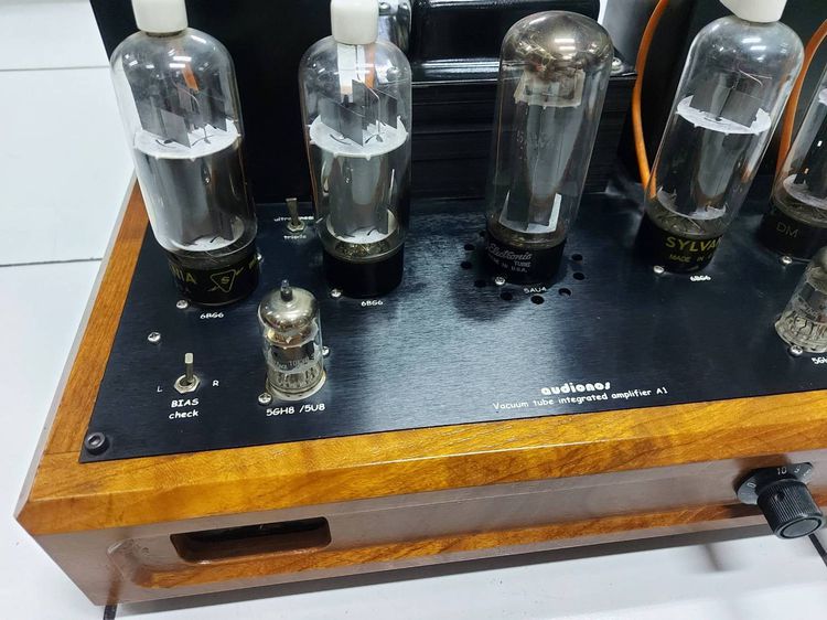 อินทีเกรทแอมป์หลอดสุญญากาศไฮเอ็นAudio Nos vacuum tube integrated amplifier A1การันตีคุณภาพเสียงแบนด์ชั้นนำผลิตด้วยมือเท่านั้นสินค้านำเข้าแท้ รูปที่ 6