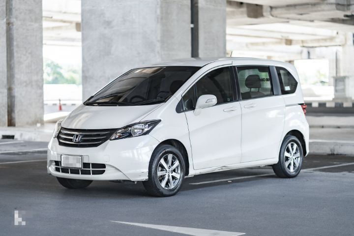 Honda รุ่นอื่นๆ 2011 รุ่นย่อยอื่นๆ Sedan เบนซิน ไม่ติดแก๊ส เกียร์อัตโนมัติ ขาว