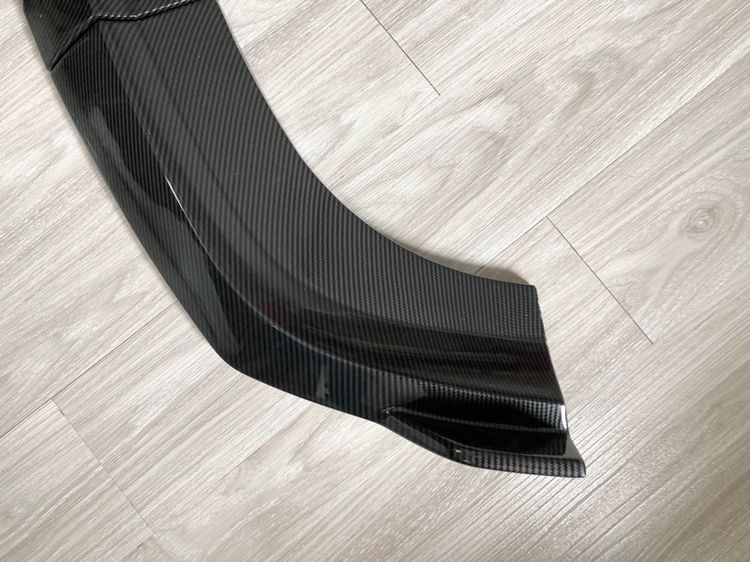 ชุดแต่ง AMG ลิ้นเสกิร์ตกันชนหน้า ใส่ Benz W204 Sedan และ Coupe ลาย Carbon Kevlar รูปที่ 7