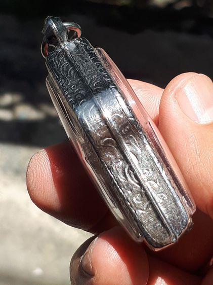 พระขุนแผนผงพรายกุมาร เนื้อผง หลังตะปูตอกศาลา 3 ตัว ยุคต้น หลวงปู่ทิม วัดละหารไร่ จ.ระยอง ผสมผงพราย ผิวมะระ พรายกุมาร สร้างน้อย สวยเดิมๆ พระข รูปที่ 4