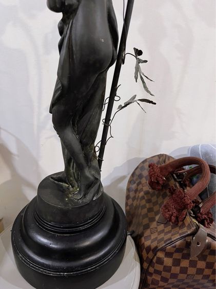 โคมไฟทองเหลือง งานยุโรป  รูปที่ 8