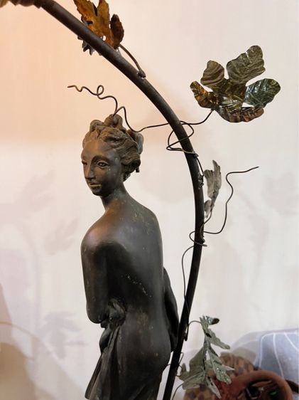 โคมไฟทองเหลือง งานยุโรป  รูปที่ 5