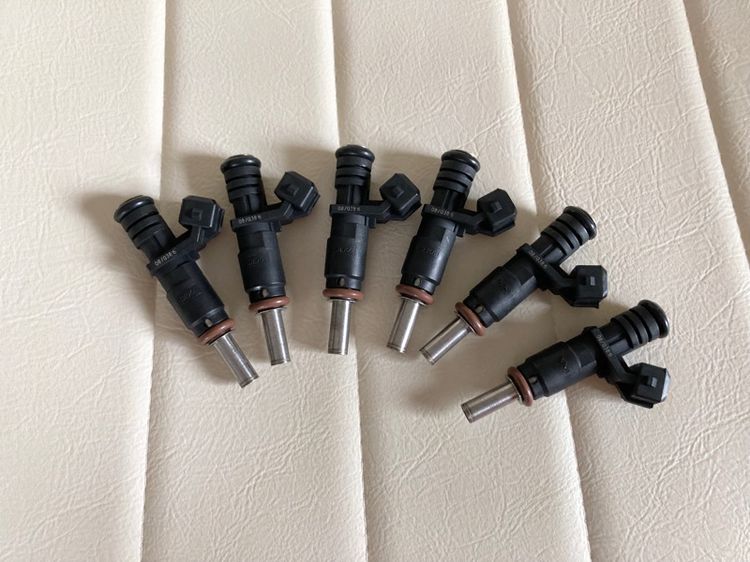 หัวฉีดน้ำมัน เครื่องเบนซิน BMW M54b30 Part number 7531634 , 13537531634  รูปที่ 2