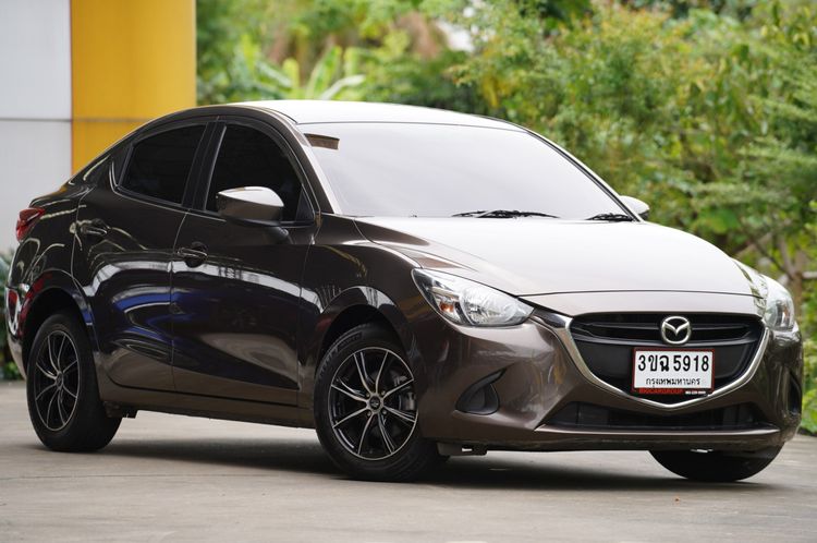 Mazda Mazda 2 2015 1.3 Sports Sedan เบนซิน ไม่ติดแก๊ส เกียร์อัตโนมัติ น้ำตาล