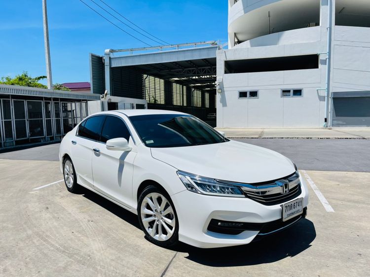 Honda Accord 2018 2.4 EL NAVI Sedan เบนซิน ไม่ติดแก๊ส เกียร์อัตโนมัติ ขาว