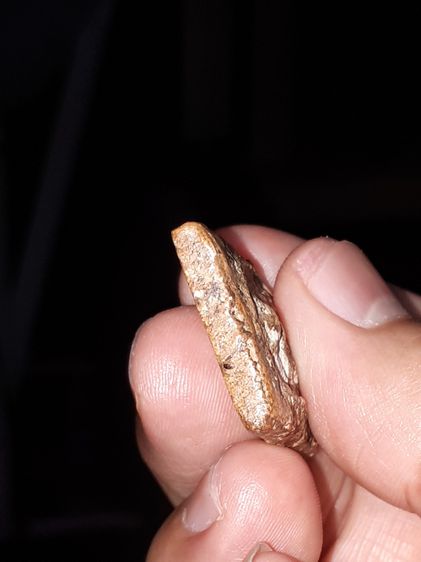 พระสมเด็จ พิมพ์อกครุฑใหญ่ กรุวัดบางขุนพรหม รุ่นแรก เนื้อผงพุทธคุณ เนื้อแน่น พระบาง มีคราบกรุ มวลสารลอย ขอบไม่คม เป็นธรรมชาติ อย่างสวย สร้างน รูปที่ 6