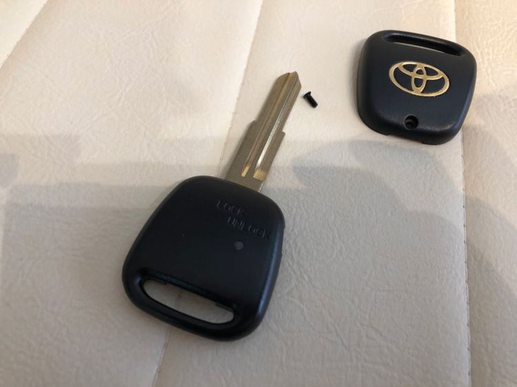 MRS Celica กรอบกุญแจ รีโมท ปุ่มข้าง Toyota รูปที่ 3