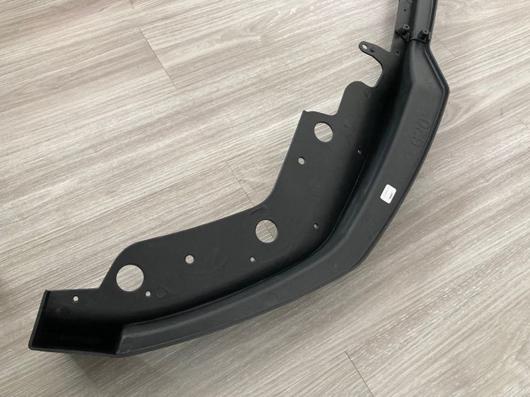 ชุดแต่ง BMW G20 Series3 ลิ้นกันชนหน้า สีดำเงา ติดกันชน M Sport รูปที่ 5