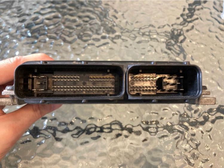 กล่องสมองควบคุม ECU ENGINE Controller MINI Cooper รุ่น R50 กล่องยี่ห้อ SIEMENS Part S118012001 ของแท้ มือสอง รูปที่ 8