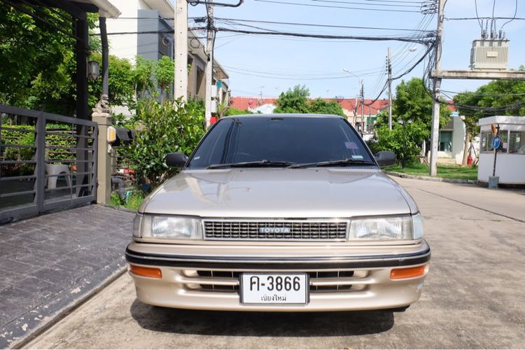 Toyota Corolla 1991 1.6 Sedan เบนซิน ไม่ติดแก๊ส เกียร์ธรรมดา บรอนซ์ทอง