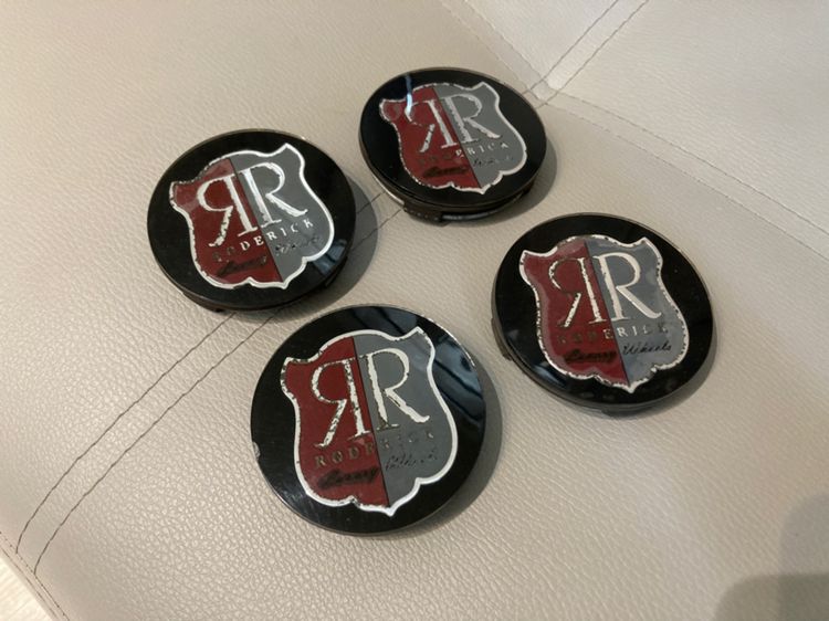 ฝาดุมล้อ RODERICK luxury wheels ของแท้ มือสอง หน้ากว้าง 68 มิล รูปที่ 3