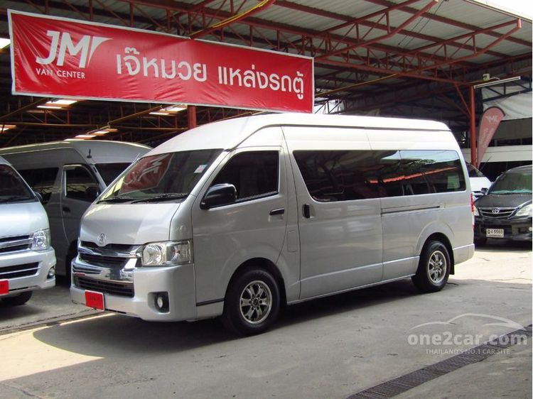 Toyota Commuter 2015 3.0 Van ดีเซล เกียร์อัตโนมัติ เทา