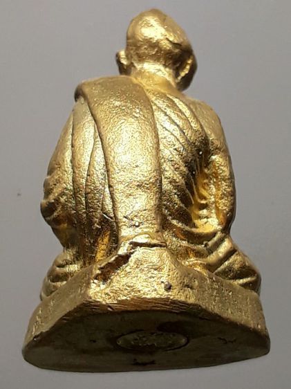 รูปหล่อหลวงปู่ทิม วัดละหารไร่ รูปที่ 2