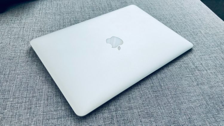 Macbook Air 13 inch (early 2015) 128 GB รูปที่ 3