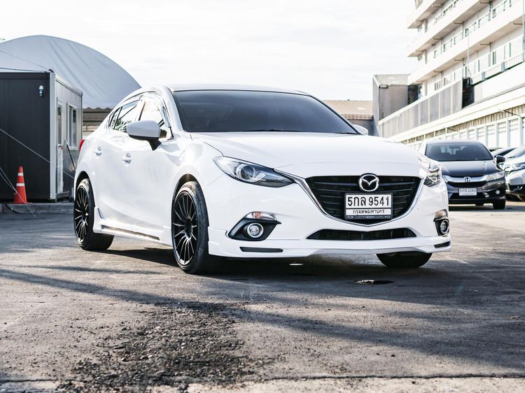Mazda Mazda3 2016 2.0 S Sedan เบนซิน ไม่ติดแก๊ส เกียร์อัตโนมัติ ขาว
