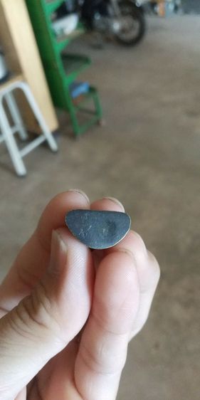 พระเนื้อโลหะพิมพ์เล็ก(พระรูปหล่อพระมหาจักรพรรดิ(พระหลวงปู่บุญ)(วัดทุ่งเหียง)(จังหวัดชลบุรี))พระบ้านพระเครื่องรางของมงคล รูปที่ 13