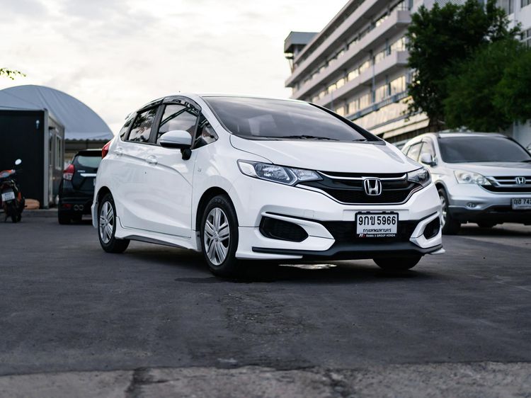 Honda Jazz 2019 1.5 S Utility-car เบนซิน ไม่ติดแก๊ส เกียร์อัตโนมัติ ขาว