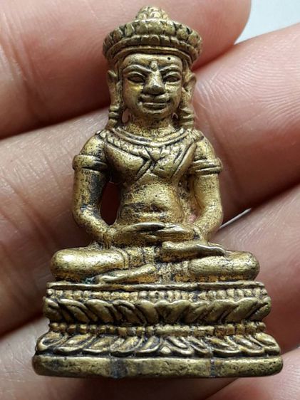 พระกริ่งจอมสุรินทร์