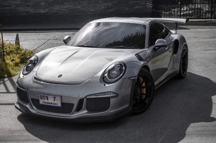 รถ Porsche 911 GT3 RS 4.0 สี บรอนซ์เงิน