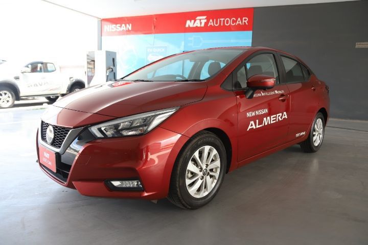 รถ Nissan Almera 1.0 VL สี แดง