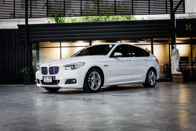 BMW Series 5 2013 520d Sedan เบนซิน เกียร์อัตโนมัติ ขาว