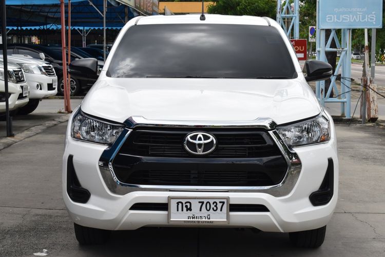 Toyota Hilux Revo 2022 2.4 Z Edition Entry Pickup ดีเซล ไม่ติดแก๊ส เกียร์ธรรมดา ขาว