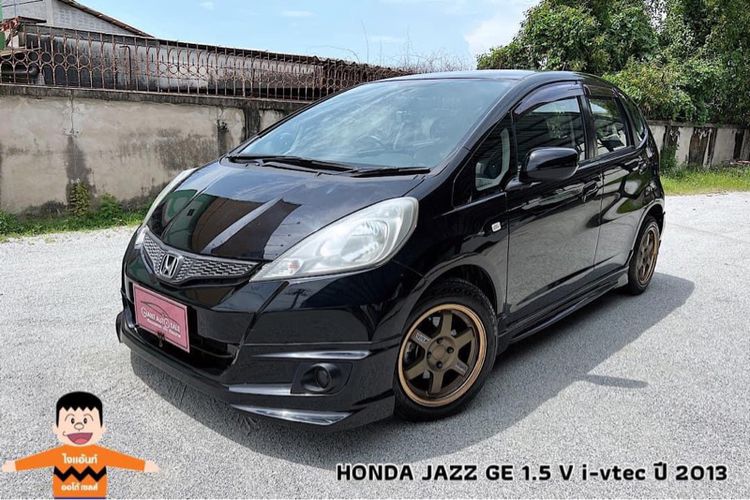 รถ Honda Jazz 1.5 V i-VTEC สี ดำ