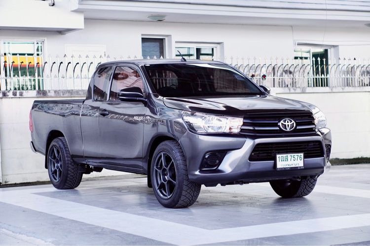 Toyota Hilux Revo 2016 2.4 J Pickup ดีเซล ไม่ติดแก๊ส เกียร์ธรรมดา เทา