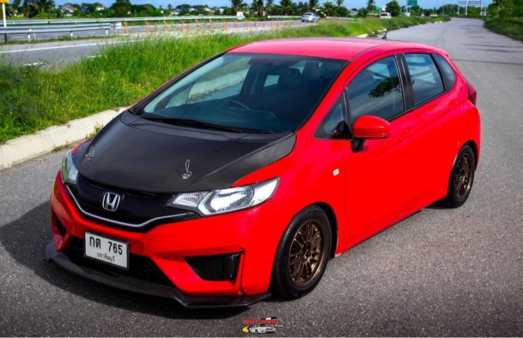 Honda Jazz 2015 1.5 S Sedan เบนซิน ไม่ติดแก๊ส เกียร์ธรรมดา แดง