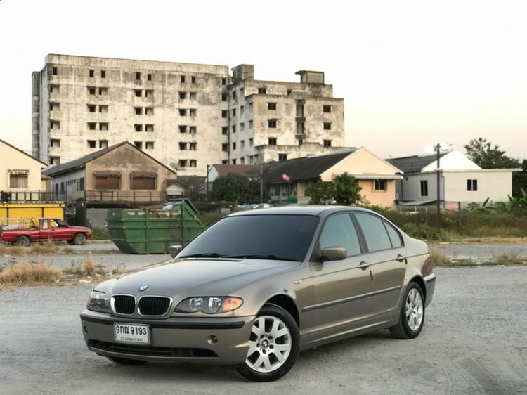 BMW Series 3 2003 318i Sedan เบนซิน ไม่ติดแก๊ส เกียร์อัตโนมัติ บรอนซ์ทอง