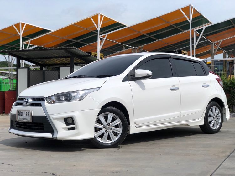 Toyota Yaris 2015 1.5 G Sedan เบนซิน ไม่ติดแก๊ส เกียร์อัตโนมัติ ขาว