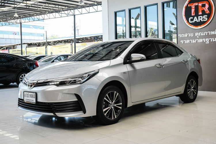 Toyota Altis 2019 1.8 E Sedan เบนซิน ไม่ติดแก๊ส เกียร์อัตโนมัติ บรอนซ์เงิน