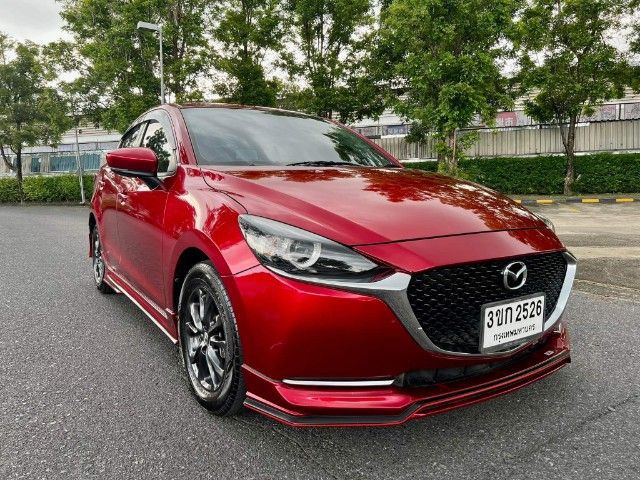 Mazda Mazda 2 2020 1.3 Skyactiv-G Sedan เบนซิน ไม่ติดแก๊ส เกียร์อัตโนมัติ แดง
