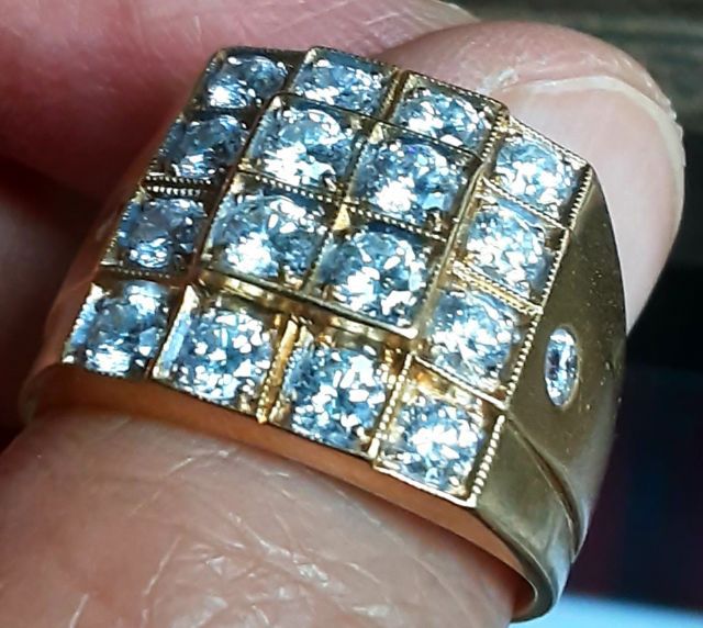 แหวนทอง เพชร18เม็ด สองกะรัตกว่า สวยงามมาก รูปที่ 7